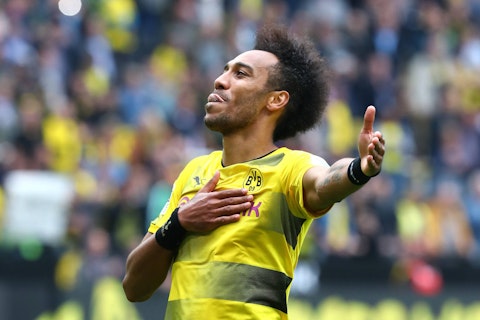 Zorc Bestatigt Pierre Emerick Aubameyang Bleibt Bei Borussia Dortmund Onefootball