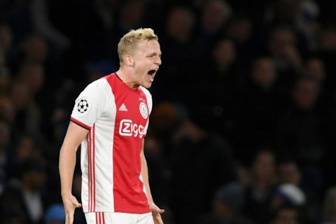 Donny Van De Beek Admits Covid 19 May Have A Bearing On His Future Onefootball
