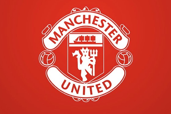 Article image: https://image-service.onefootball.com/crop/face?h=810&image=https%3A%2F%2Ficdn.caughtoffside.com%2Fwp-content%2Fuploads%2F2020%2F05%2Fmanchester-united-mufc.jpg&q=25&w=1080