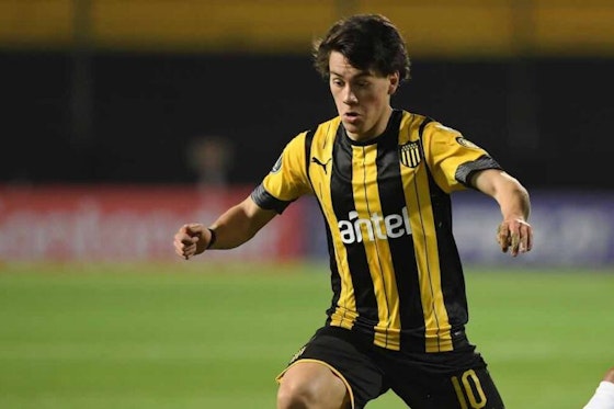 Manchester United Sign Uruguayan Teenager Facundo Pellistri Onefootball