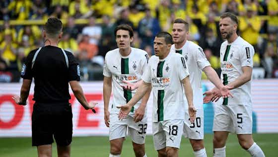 Imagem do artigo:Borussia M'gladbach busca manter Neuhaus e Elvedi para a próxima temporada