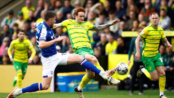 Article image:“Turns your head” - Stephen Warnock warns Norwich City over Wolves and Brentford target