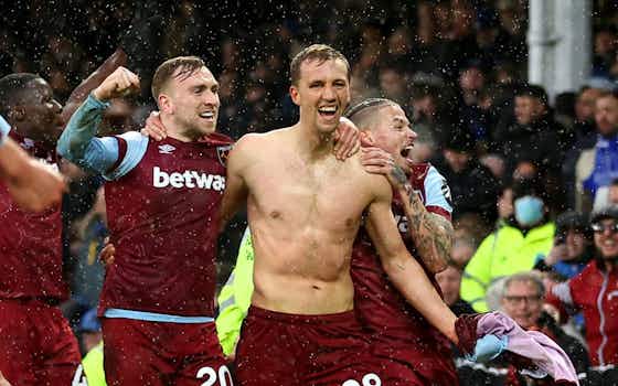 Article image:Everton 1-3 West Ham: Hammers back on track after late win at Goodison Park