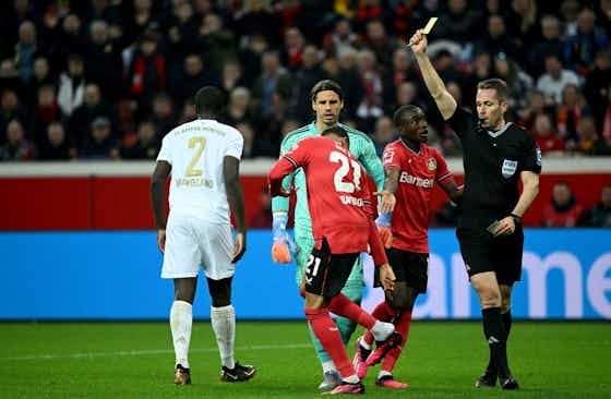 Imagem do artigo:📹 VAR SALVA árbitro e Dortmund líder: Bayern leva virada do Leverkusen