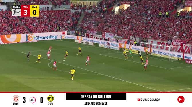 Imagem de visualização para Alexander Meyer with a Goalkeeper Save vs. Mainz