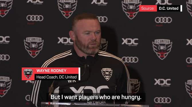 Pratinjau gambar untuk Rooney avoids rumours linking Suarez to DC