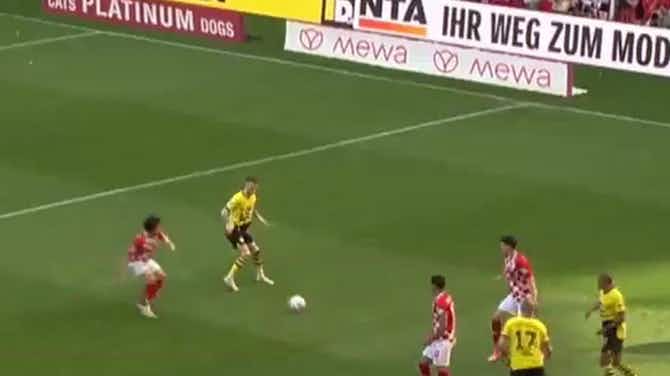 Imagem de visualização para Robin Zentner with a Goalkeeper Save vs. Borussia Dortmund