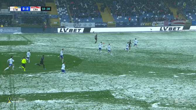 Anteprima immagine per Incredibile Rivaldinho: assist di rabona da metà campo sulla neve