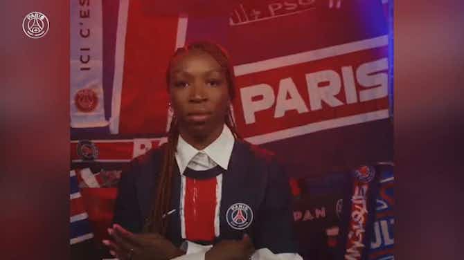 Pratinjau gambar untuk La nuova maglia casalinga del Paris Saint Germain per la stagione 2024/25