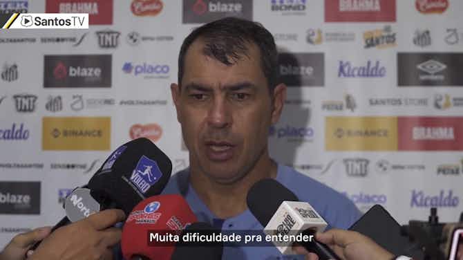 Vorschaubild für Carille analisa primeira derrota do Santos na Série B: "Não competimos"