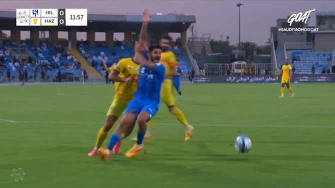 Vorschaubild für Al-Hilal é campeão saudita com goleada sobre Al-Hazm