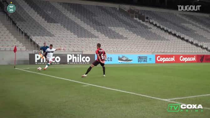 Preview image for Waguininho's goal against Athletico-PR