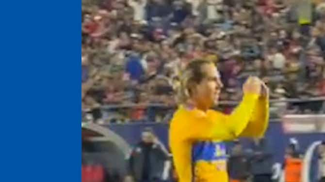 Preview image for Córdova's perfect curl effort beats San Luis keeper