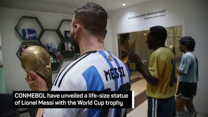 Pratinjau gambar untuk CONMEBOL unveil Lionel Messi World Cup statue