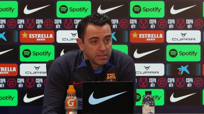 Image d'aperçu pour Barcelone - Xavi ne veut pas de départs durant ce mercato : “Très heureux de l’effectif”