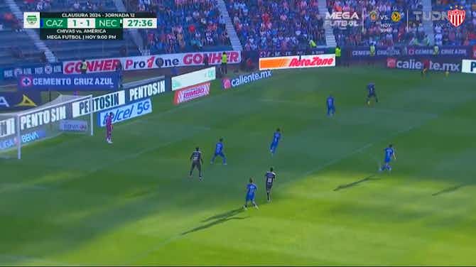 Preview image for Paradela's nice move inside the box to score vs Cruz Azul