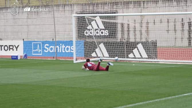 Preview image for Paralluelo continues to impress in Spain Women training with crazy goals