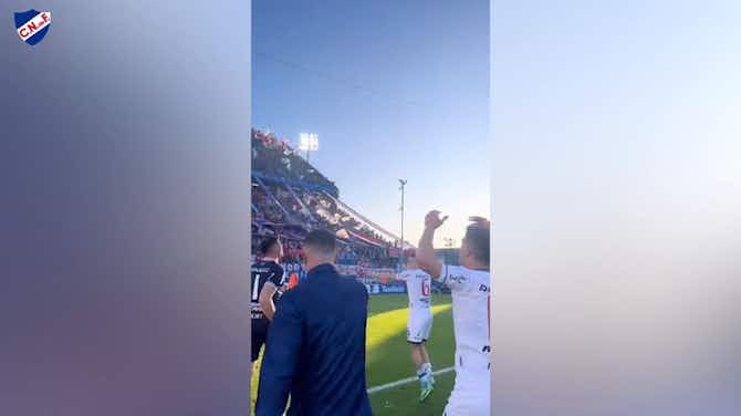 Vorschaubild für Luis Suárez celebrates goal and Clásico victory against Peñarol
