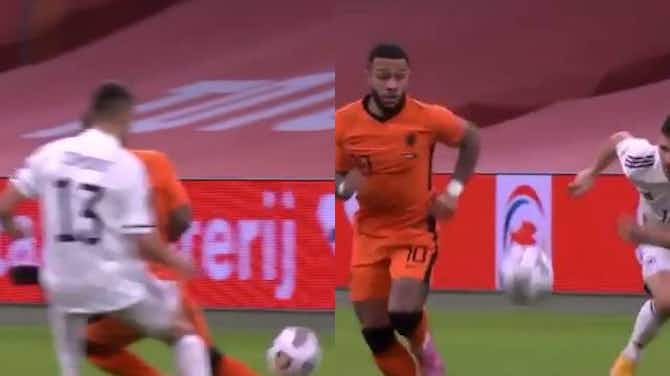 Preview image for Video: Barcelona target Memphis Depay executes outrageous heel-flick to leave opponent in his wake