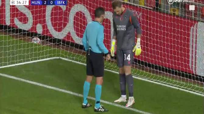 Preview image for Video: Referee ensures no Man United penalty controversy after West Brom drama as Hategan makes the line clear to Istanbul keeper