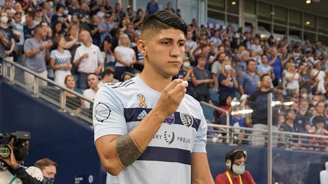 Preview image for Alan Pulido pledges future to Sporting Kansas City following injury-hit 2022