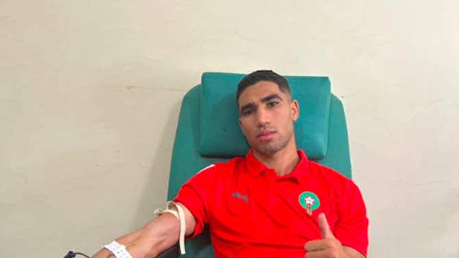 Imagen de vista previa para Seleccionados de Marruecos acuden a donar sangre para heridos por el terremoto