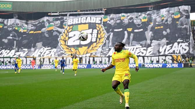 Image d'aperçu pour FC Nantes. Moses Simon dans les attaquants les plus en forme cette saison en Ligue 1