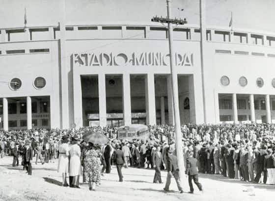 Imagem do artigo:Há 84 anos, Corinthians fazia seu primeiro jogo no Pacaembu