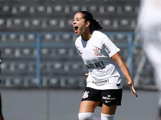 Imagem do artigo:Erika volta a balançar as redes pelo Corinthians após dois anos marcados por graves lesões