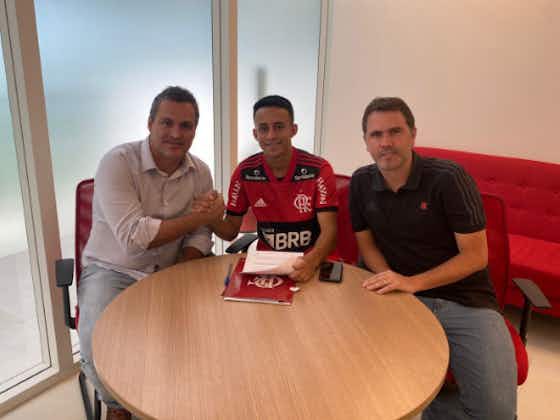 Imagem do artigo:Flamengo confirma renovação de Matheus Gonçalves, ‘fenômeno’ de 16 anos