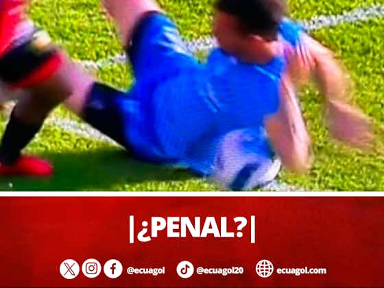Imagen del artículo:¿MANO? || (FOTO) La polémica acción que terminó en penal a favor de Deportivo Cuenca