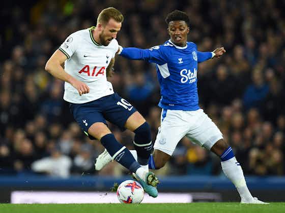 Imagem do artigo:Em jogo marcado por expulsões, Everton empata com o Tottenham