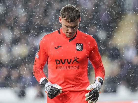 Article image:Manchester United join Liverpool and Burnley in pursuit of Bart Verbruggen