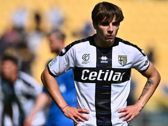 Imagem do artigo:Aos 20 anos, Bernabé fez dois gols de falta num intervalo de quatro minutos pelo Parma na Serie B