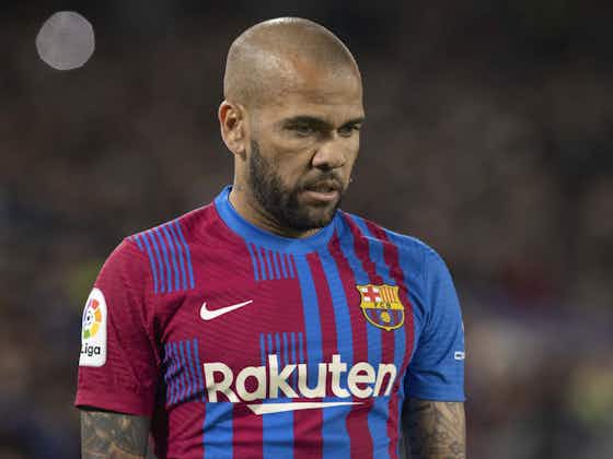 Article image:Dani Alves confirms Barcelona departure with farewell letter to fans