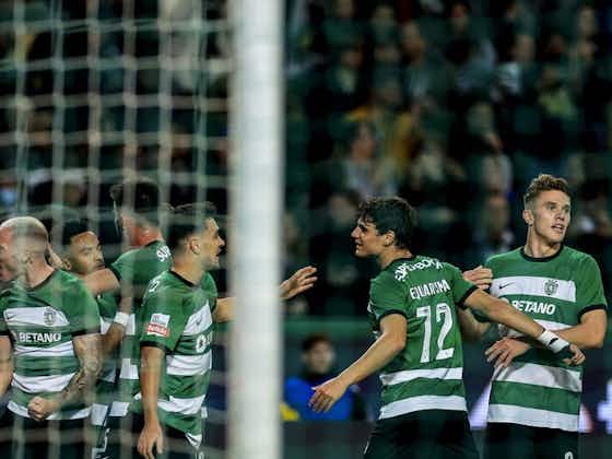 Imagem do artigo:Sporting goleia o Estoril e segue na liderança do Português