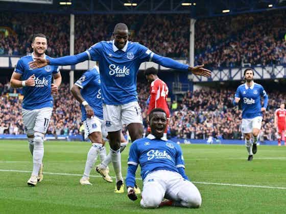 Imagem do artigo:Everton vence Nottingham e se afasta da zona de rebaixamento do Inglês