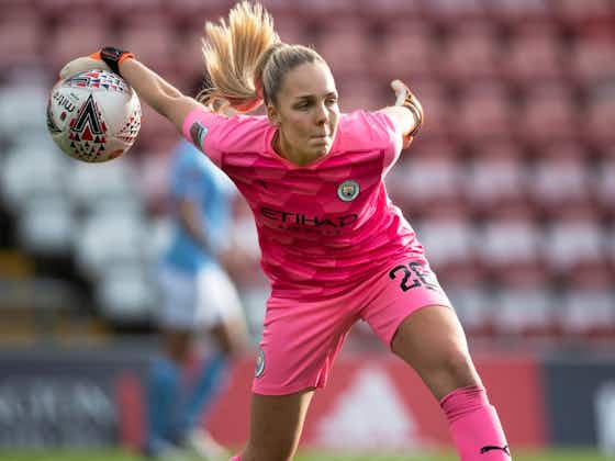 Article image:Ellie Roebuck: No excuse not to challenge in Champions League
