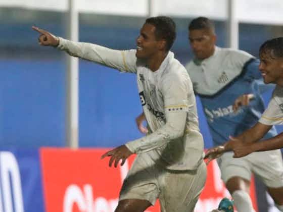 Imagem do artigo:Enzo Monteiro celebra gols em vitória do Santos e fala sobre sonho de disputar a Copinha