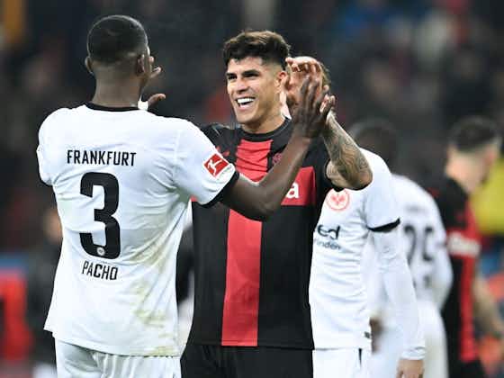 Immagine dell'articolo:(VIDEO) Hincapié y Pacho hicieron historia en la Bundesliga