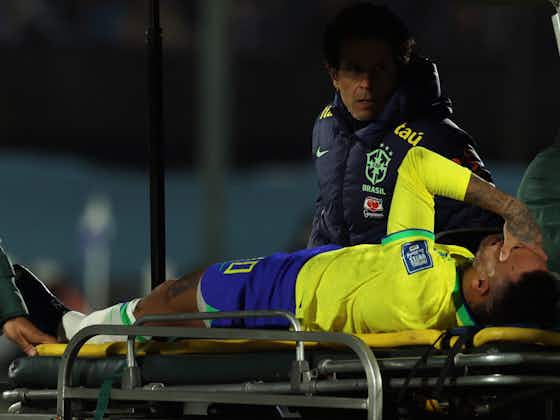 Imagen del artículo:Neymar Jr. se retira del campo en camilla contra Uruguay