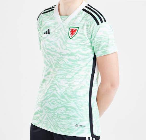 Imagem do artigo:Adidas lança camisa reserva do País de Gales Feminino 2023