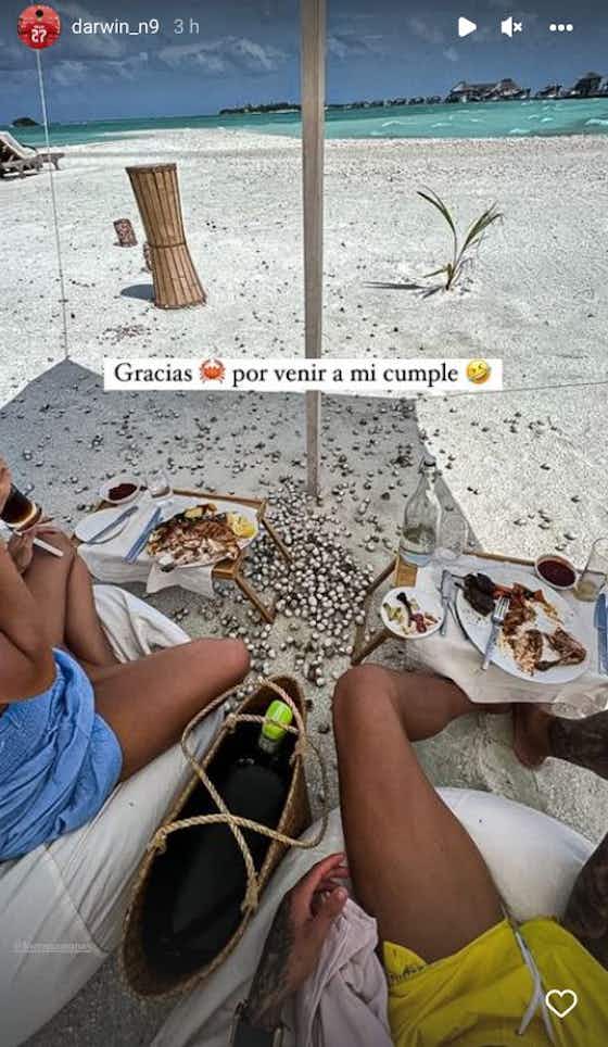 Article image:(Image) Darwin Nunez enjoys birthday meal by the sea as his final days before pre-season can be spent in relaxation