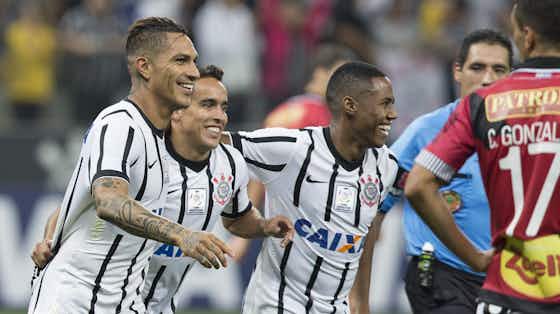Imagem do artigo:Há oito anos, Corinthians goleava time uruguaio pela Libertadores no 100º jogo da Neo Química Arena