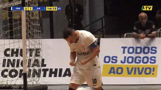 Imagem do artigo:Com dois gols de Deives, Corinthians volta a vencer na Liga Futsal
