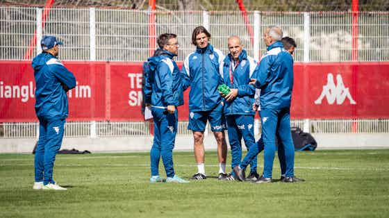 Image de l'article :Adi Hütter : "Je sens le groupe focus sur les six derniers matchs"