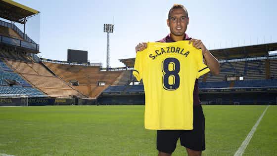 Article image:Santi Cazorla changes to preferred shirt number