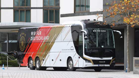 Imagem do artigo:Federação Alemã vai para o banco dos réus por conta de slogan colocado no ônibus da seleção alemã