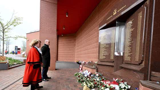 Article image:(Images) Klopp, Van Dijk and other Liverpool representatives pay respects on Hillsborough anniversary