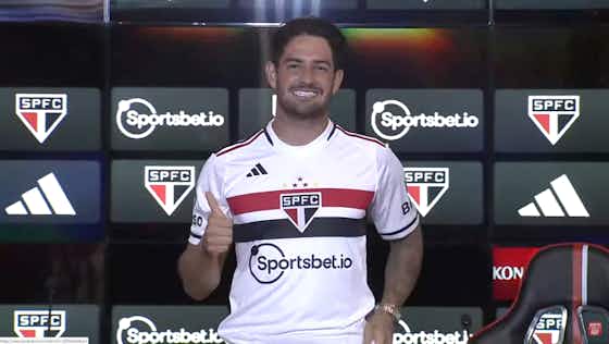 Imagem do artigo:Pato é apresentado no São Paulo: ‘Aqui é diferente dos outros clubes’
